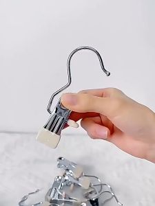 Móc Kẹp Treo Quần Áo Mũ Nón Tất Bằng Inox Bọc Nhựa PVC Chắc Chắn Tiện Ích Đa Năng