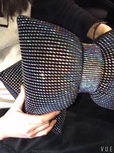 1PC Diamond Crystal Bowknot Car Neck Pillow Rhinestone Auto Headrest Seat Support Waist Pillows Bling Car Accessories for Women