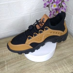 Khamzo Sepatu Sneakers Pria Outdoor Import Casual Terbaru D09 Hiking Adventure TAN