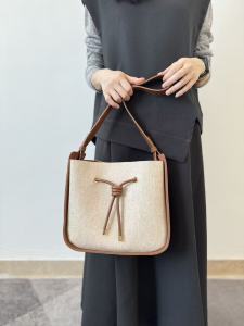 Limited Edition Classic Color Block Shoulder Tote Bag New Style Crossbody Womens Bag Bucket Bag Soft Handle Medium Hardness