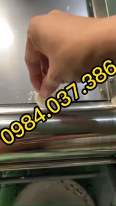 Máy cán bánh bao bánh bột lọc chạy điện năng suất cao FKM200