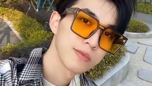 New high-end simple sunglasses resin square trendy sunglasses fashion face thin sunshade mirror太阳镜