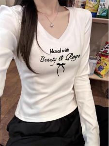 Áo Thun Nữ Tay Dài Cổ Chữ V in Chữ Dáng Ôm Vừa Vặn Thời Trang Thu Đông 2025 Thương Hiệu Thời Trang Thường Ngày