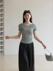 Cantonstory | French Gray Shoulder-Fitting V-Neck Waist-Tightening Slimming T-Shirt