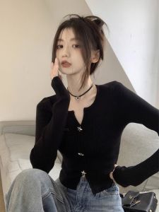 เสื้อสเวตเตอร์คาร์ดิแกนเปิดสไตล์เกาหลีสำหรับผู้หญิง ทรงเข้ารูป ดีไซน์เก๋ไก๋ ลำลอง ใส่ได้หลายชั้น เสื้อสเวตเตอร์ถักฤดูใบไม้ร่วง/ฤดูหนาว