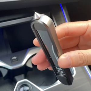 Bảng Số Điện Thoại Trên Ô Tô - Thẻ Đỗ Xe Tích Hợp Phá Kính & Cắt Dây An Toàn Chất Liệu Hợp Kim Cao Cấp