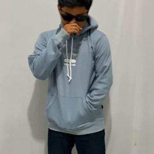 WHSTL. Hoodie Politto - Light blue