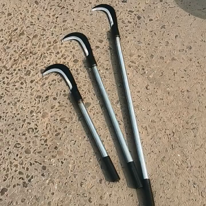 เคียวเหล็ก  ใบมีดเคียวลับคมกริบพร้อมใช้งานได้ทันที * ด้ามจับขนาดแข็งแรงทนต่อการใช้งานน้ำหนักเหมาะมือด้ามจับกระชับมือไม่ลื่นหลุด