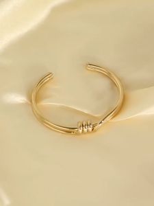 Minimalist knotted bracelet celi Wind opening design spiral creative fashion brass gold plated bracelet bracelet jewelry