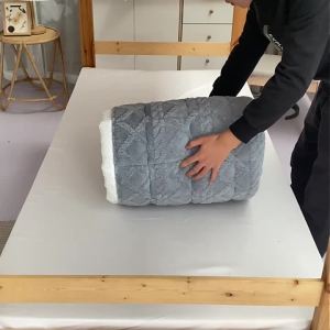 Yaloo A Milk Velvet Warm Mattress Pad for Students Dormitory Single Lamb Wool Mattress Blanket Flannel hine Washable