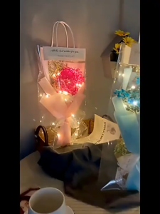 Purrhappy Handmade Crochet Flower Bouquet Rose Sunflower Artificial Flowers Bunga with LED Raya Gift 花束