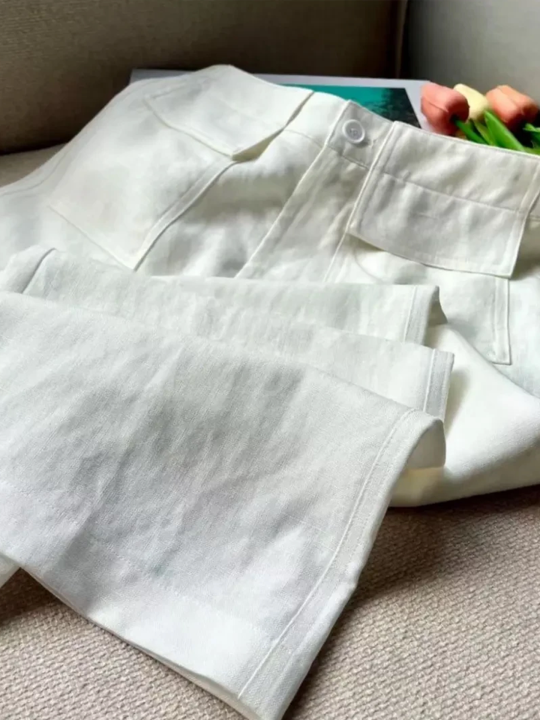 XIANGHOUMINCHU%20%7C%20High%20Waist%20Comfort%20Tencel%20Culottes%20Pants%20-%20Image%204