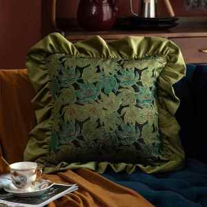 Decorative Retro Luxury Sofa Cushion