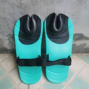 Fashionable Dopic Couple Slippers Bean Skin Toe Posture Beach Anti-Slip Slippers Thumb Exostosis Slippers Breathable Flat Heel