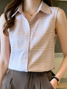 เสื้อเชิ้ตผู้หญิงแขนกุดลายสก็อต คอโปโล สไตล์เกาหลี แฟชั่นฤดูร้อน 2024 เสื้อเชิ้ตแขนกุดแบบลำลอง ผ้าฝ้ายผสมโพลีเอสเตอร์