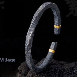 Retro U-Tong Open Ring Black Mobius Ring