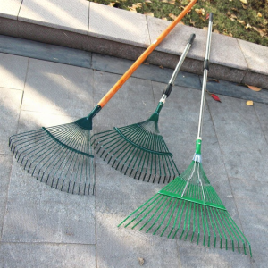 Adjustable Cleaning Rake 1.2m