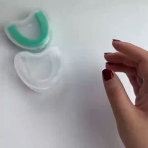 Chỉnh nha Bảo vệ răng Người lớn và trẻ em Chất Liệu Silicon An Toàn Taekwondo thể thao