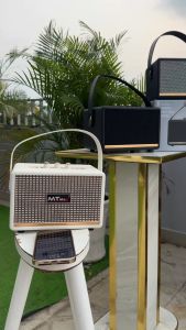 [PHIÊN BẢN BỌC DA] Loa Bluetooth M19 Thiết Kế Bọc Da Sang Trọng Gọn Nhẹ Điều Chỉnh Volume Bass Treble Dễ Dàng Dung Lượng Pin Lâu Chất Âm Mạnh Mẽ