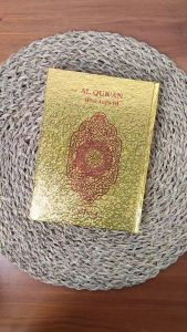 Bestseller AlQuran Emas A5 HVS Polos Tanpa Terjemah Ukuran Sedang Penerbit Cahaya Hardcover