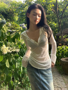 Slim Fit Micro Translucent Summer Thin Sunshade Design Sense Pleated Drawstring Hooded T-Shirt Womens Fashion Korean Style Long Sleeve V-Neck Top