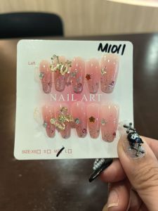 (FREE TOOLKIT) 10 PCS PRESS ON NAILS. HANDMADE NAILS SIZE M