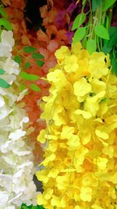 (Buy 1 Get 1 Free) Simulated wisteria flowers artificial flowers violets ceiling flowers rattan indoor wedding decorations rattan strips plastic flower strips vine plants (Gift of simulated plant leaves)