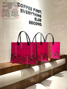 Customized Business Felt Handbag Tote Shopping Bag with Stitching Element One Shoulder Style for Neutral Scenarios