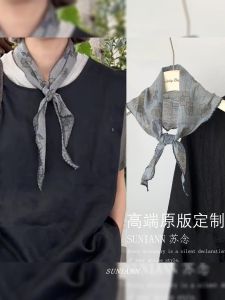 Khăn Choàng Lụa Hoa Màu Xám Thời Trang Cổ Điển 2025 Phong Cách Mới Nghệ Thuật Đa Năng Thanh Lịch Khăn Choàng Tam Giác Cổ Trang Trí Phụ Kiện Nữ