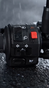 CLICK V3 CLICK 160 LEFT HANDLE SWITCH WITH BYPASS AND HAZZARD BUTTON MATTE BLACK