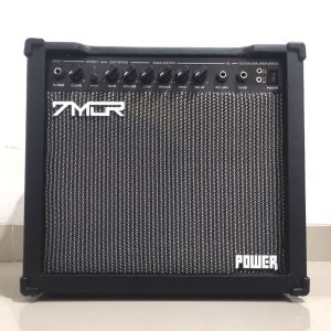 Ampli gitar bass 8inch sudah distorsi dan delay suara mantap
