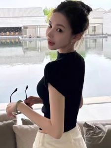 HUOLISI | Stylish Tight Fitting Knit Short Sleeve T-Shirt