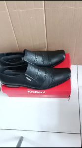 SEPATU PANTOFEL PRIA KICKERS KULIT ASLI GARANSI / SEPATU KERJA COWOK FORMAL WEDDING PESTA RESMI 2203