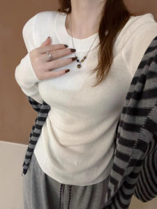 White Knitted Slim Fit Long Sleeve Wool Base Shirt Womens Inner Wear Commute Style round Neck Pullover Spring Autumn