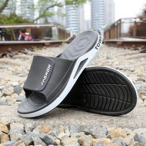 Indoor Outdoor Summer Thick Heel Large Size Slip-On Mens Sandals Floor Shoes Breathable New Style One-Strap Slippers