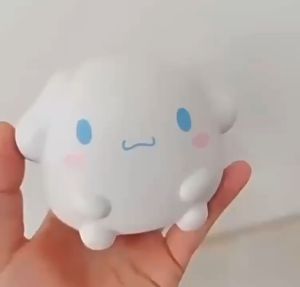 Sanrio Squishy Toys My Melody Decompression Doll Kuromi Plushie Cinnamoroll Slow Rebound Release Anxiety Toy Kawaii Hell