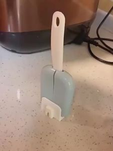 Creative Standing Rice Spoon Holder Plastic Non-Stick Surface Automatic Rice Spoon Holder Dustproof Rice Spoon Stand Kitchen Use