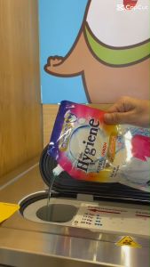 น้ำยาซักผ้า ไฮยีน ซันคิส บลูมมิ่ง 600 ML (ขจัดคราบหนักฝังลึก)