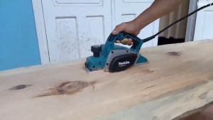 MÁY BÀO MAKITA KP0800