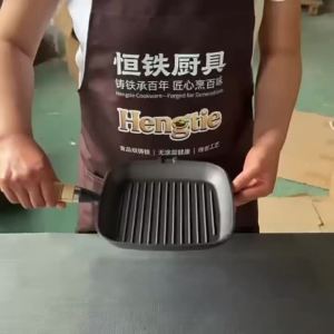 Nonstick Grill Pan for Steak Versatile Frying Pan with Woodle HandleFoldable Handle Square Grill Pan for Indoor& Outdoor Grill
