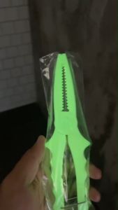 ที่คีบปลา Fish Holder คีมจับปลา ปลดเบ็ด คีมตกปลา 8 นิ้ว สำหรับงาน Aji และ จับปลามีเงี่ยงทั่วไป คีมตกปลาถูกๆ อุปกรณ์ตกปลา JOJO Thailand