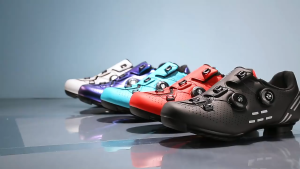 X2021-- Mens and womens cycling shoes unlocked shoesrubber sole Dial closed system waterproof breathable wear-resistant lightweight and not tiring to the feet with a wide range of colors essential for outdoor professional training