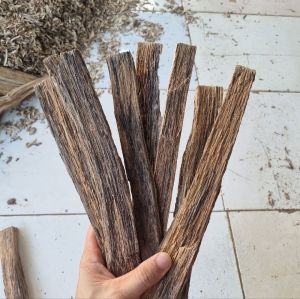 100g 7 thanh lớn Trầm miếng xông đốt tẩy uế xưởng trầm âu lạc