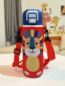 Protective Cup Holder Crossbody Childrens Straw Cup Water Bottle Cover Anti-Scalding Student Cup Cover Rich Light