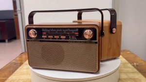 Radio Bluetooth Speaker FLECO F-505T Support FM/AM/SW 3Band/USB/TF | Speaker Radio Design Klasik Jam Analog Bluetooth Full Bass Baterai Bisa Di Cas Isi Ulang Type-C | Gallery Audio