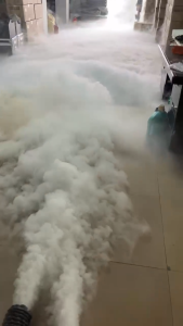 Free tourcase/Double tubes with flying case for free /Lowlying Fog machine stage fog machine 2000W/wedding special effects Fogger/Event