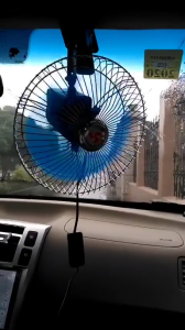 พัดลมติดรถยนต์ ขนาด 8นิ้ว 10นิ้ว 12v 24V มีขาหนีบยึด ที่แน่น แข็งแรง พัดลมในรถ พัดลม พัดลมติดรถ พัดลมรถยนต์ พัดลมหนีบ