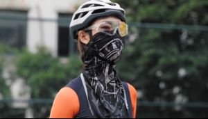 ROCKBROS Ice Silk Bike Triangle Face Mask: UV Protection & Quick Drying