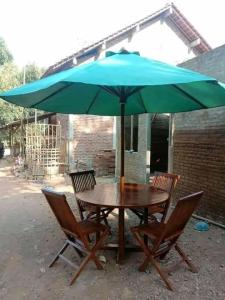 meja payung taman outdoor