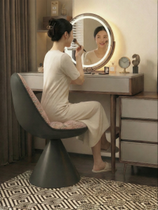 Puang | Luxury Comfort Makeup Chair